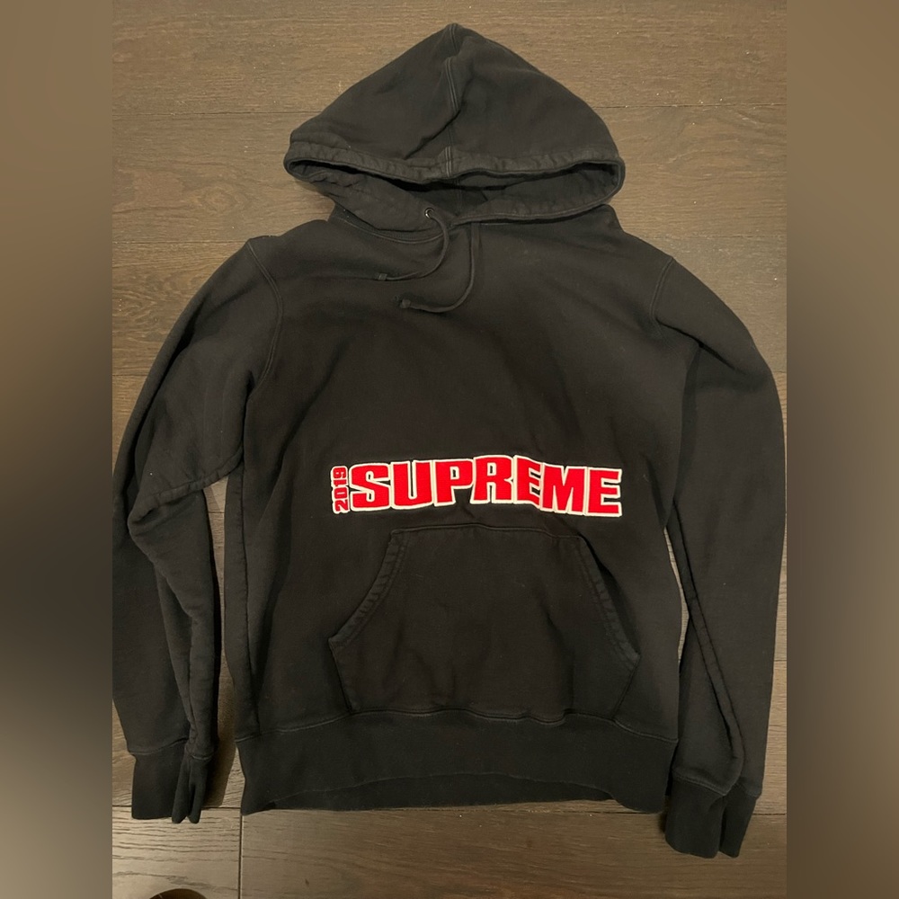 Supreme blockbuster hooded sweatshirt 2019